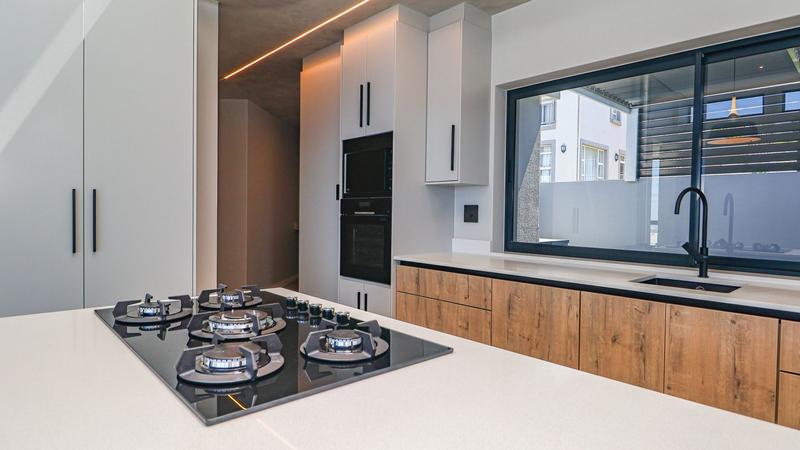 To Let 3 Bedroom Property for Rent in Pinnacle Point Golf Estate Western Cape